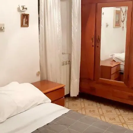 Vicolo Littardi *